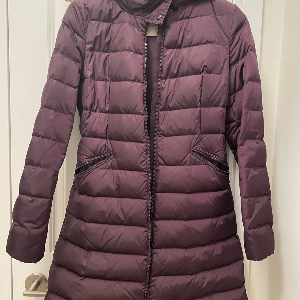 Moncler Women's Puffer Jacket - burgundy